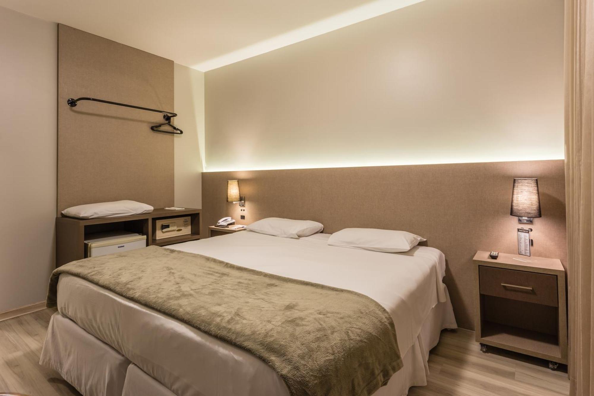 Hotel Farol Da Ilha Флорианополис Экстерьер фото